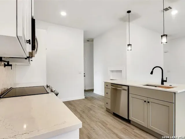 129 W Eli Chandler Blanco, TX 78606