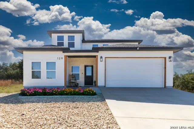 129 W Eli Chandler Blanco, TX 78606