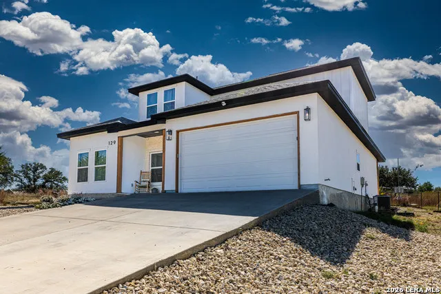 129 W Eli Chandler Blanco, TX 78606