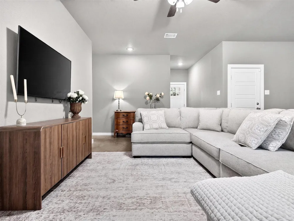 309 Francis Street Hillsboro, TX 76645