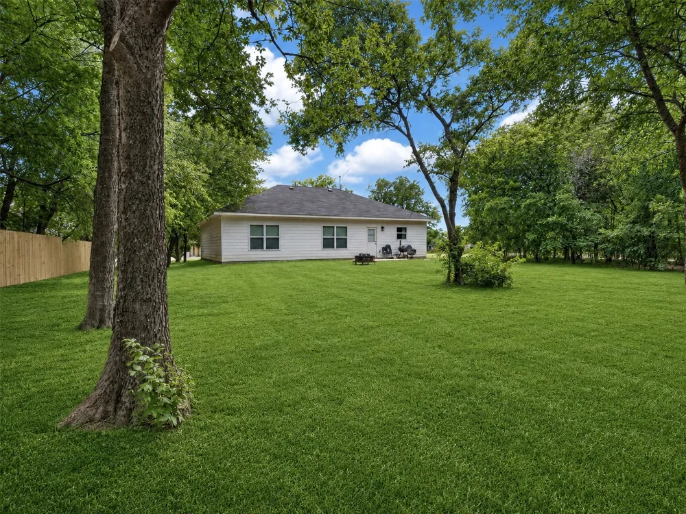 309 Francis Street Hillsboro, TX 76645