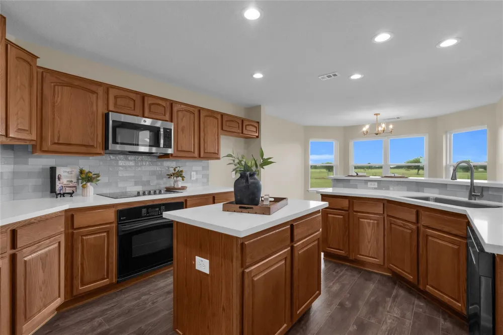 11004 Mlcak Road Sealy, TX 77474