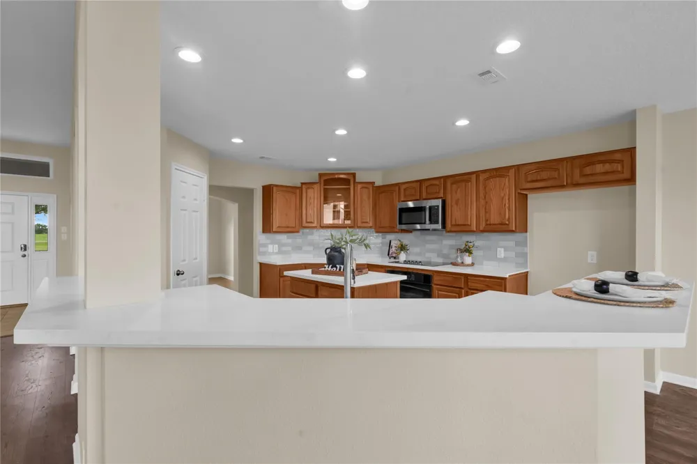 11004 Mlcak Road Sealy, TX 77474