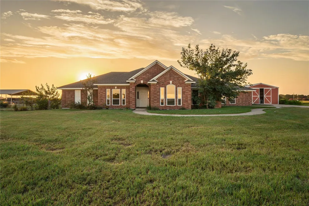 11004 Mlcak Road Sealy, TX 77474