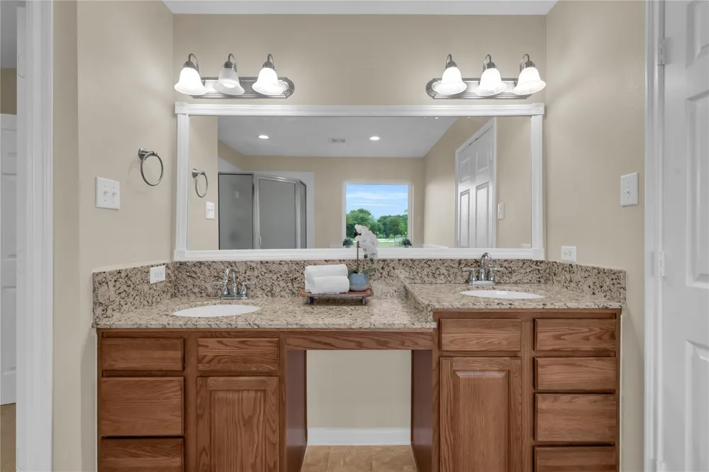 11004 Mlcak Road Sealy, TX 77474