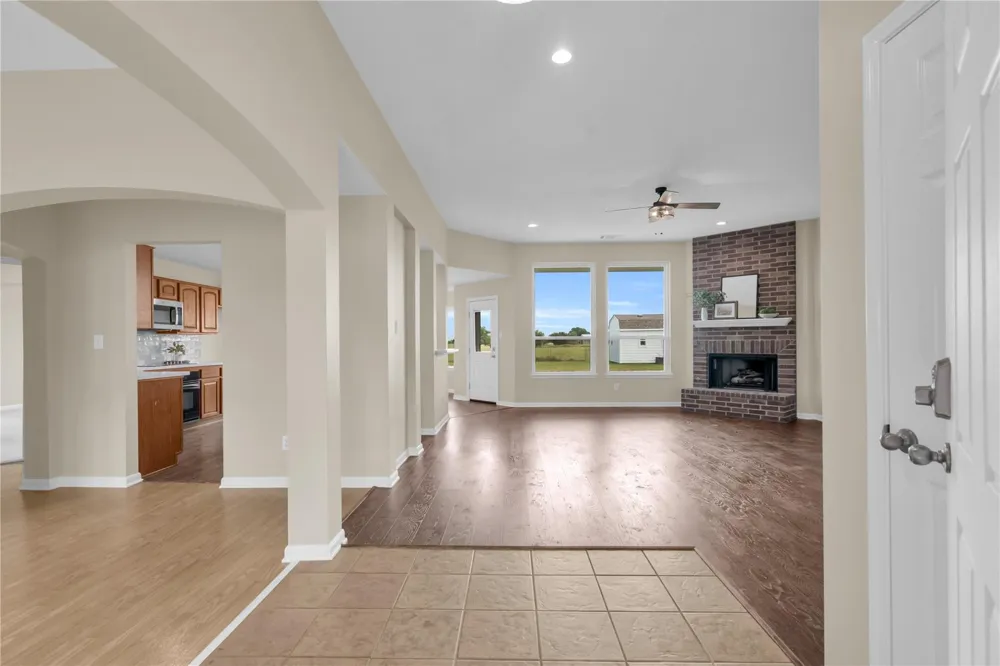 11004 Mlcak Road Sealy, TX 77474