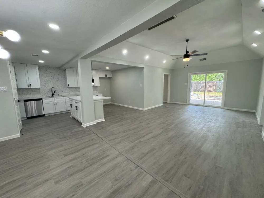 6407 Sandy Oaks Drive Houston, TX 77050