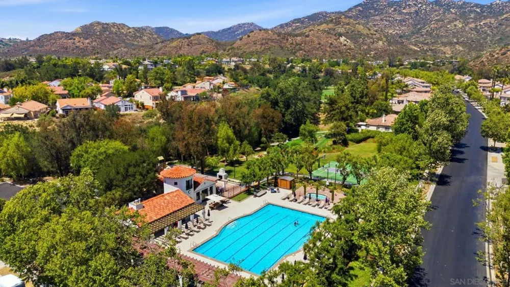 3152 Ferncreek Lane Escondido, CA 92027