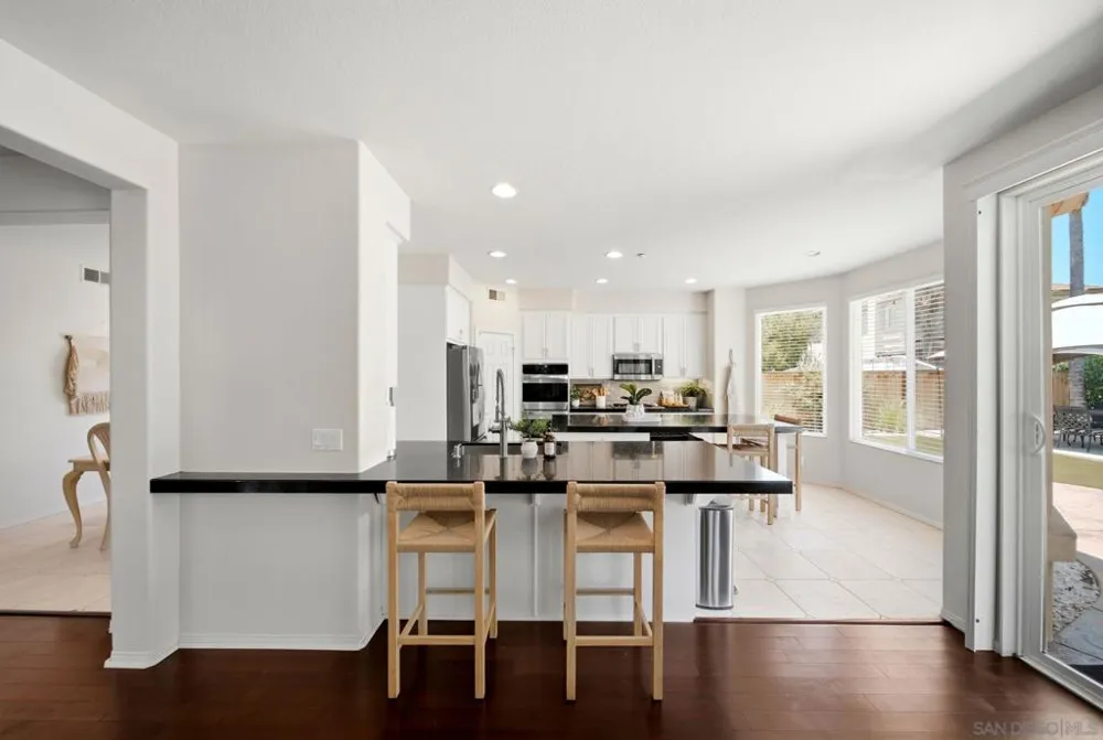 3152 Ferncreek Lane Escondido, CA 92027