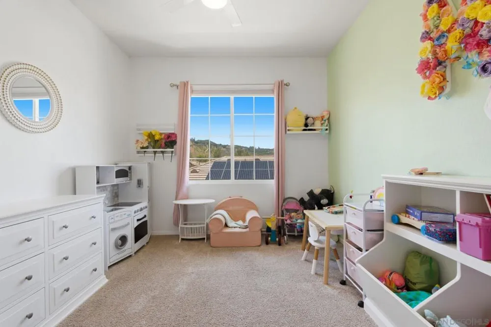 3152 Ferncreek Lane Escondido, CA 92027