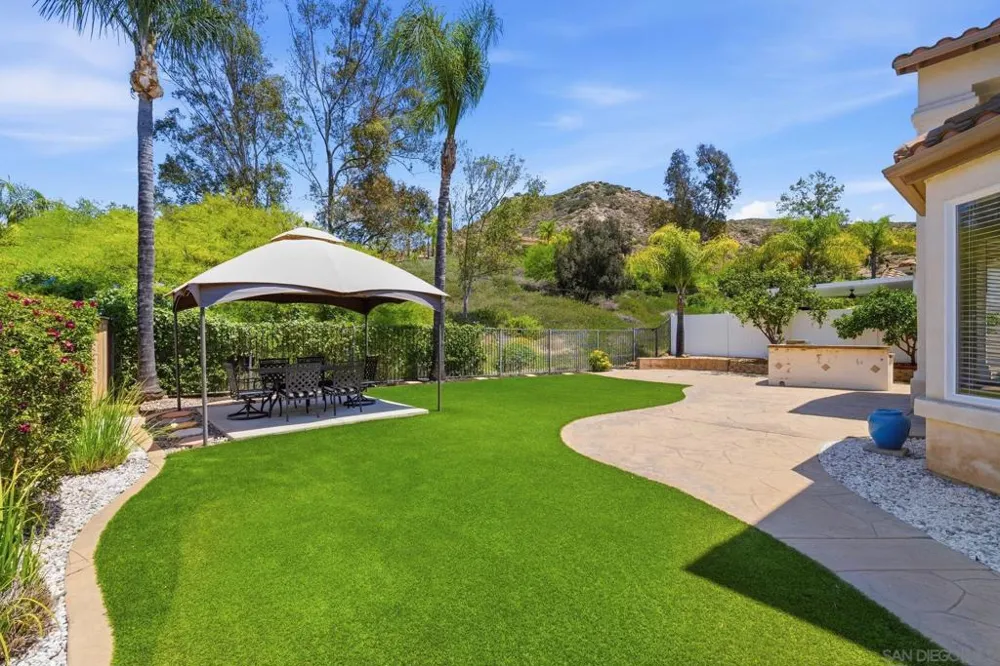 3152 Ferncreek Lane Escondido, CA 92027