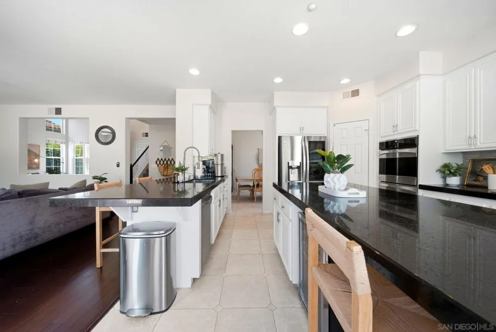 3152 Ferncreek Lane Escondido, CA 92027