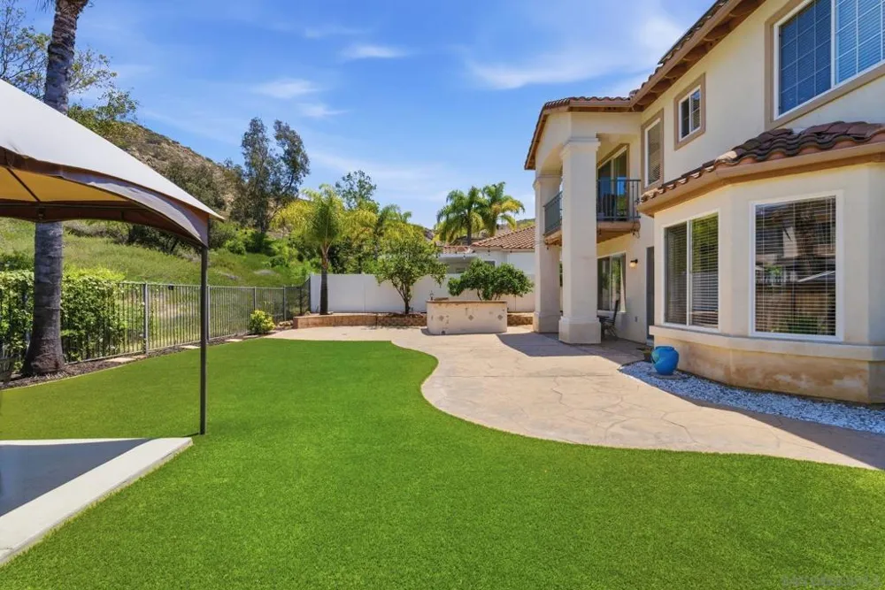 3152 Ferncreek Lane Escondido, CA 92027