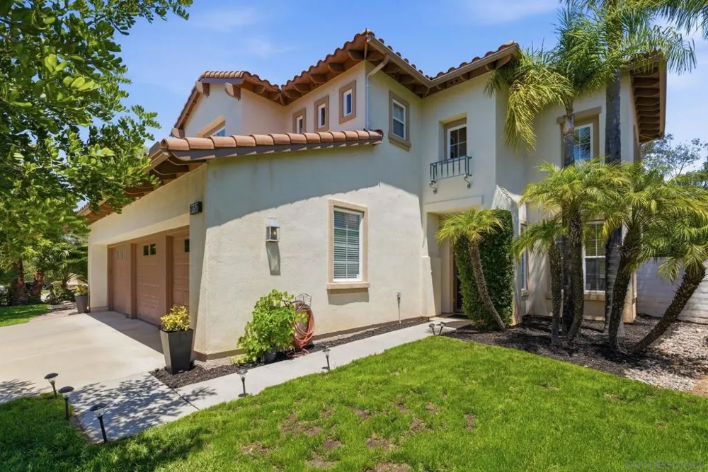3152 Ferncreek Lane Escondido, CA 92027