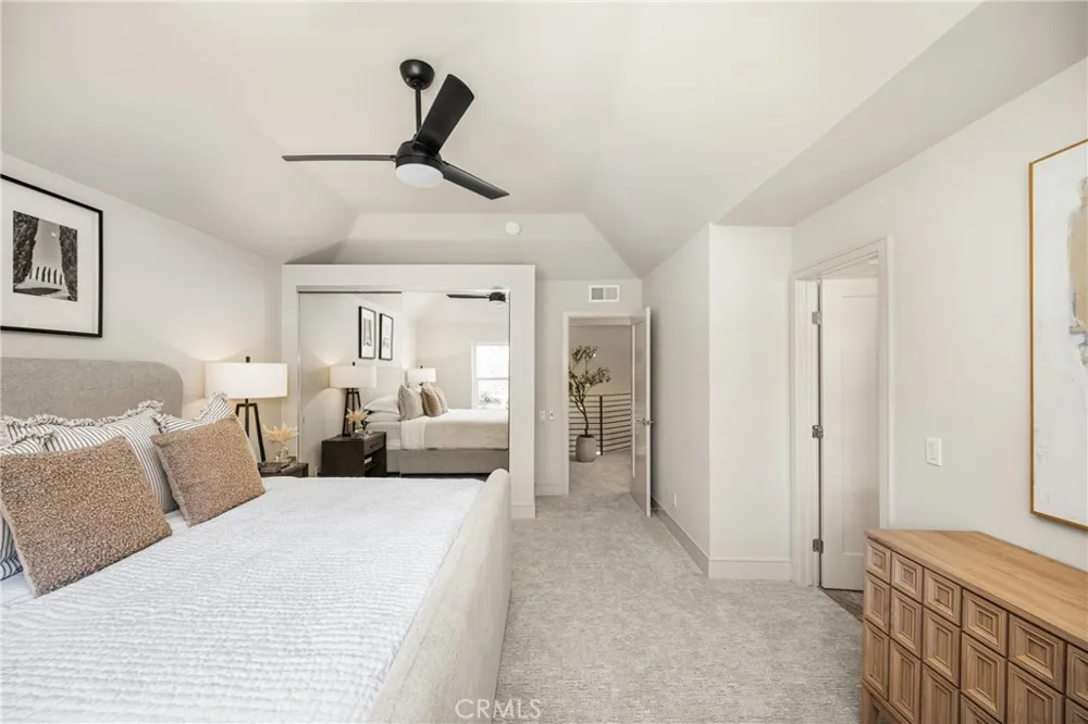 11 Thunder Trail #6 Irvine, CA 92614