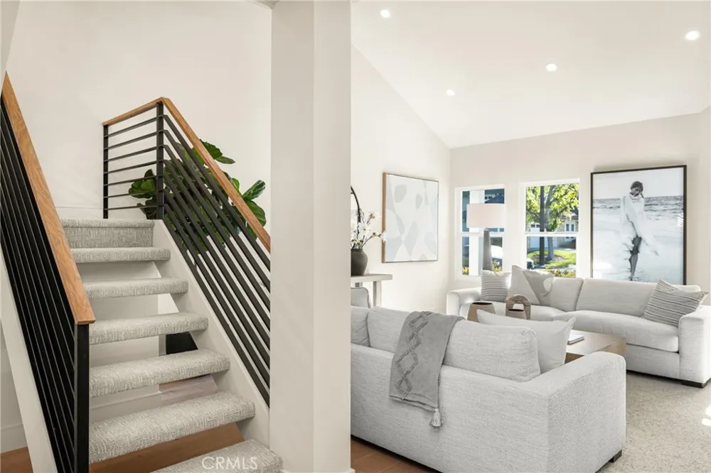 11 Thunder Trail #6 Irvine, CA 92614