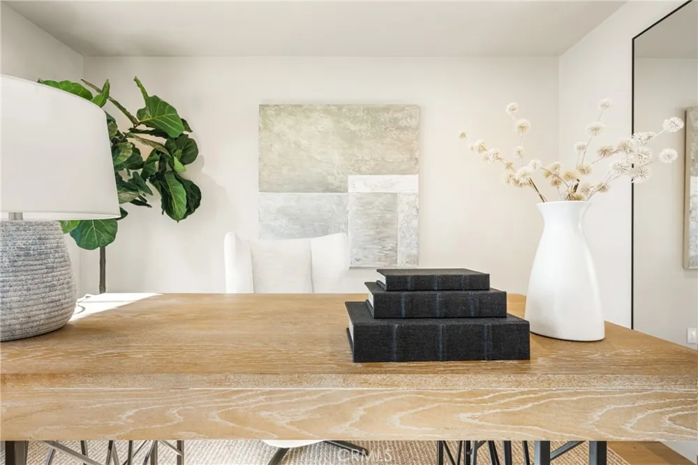 11 Thunder Trail #6 Irvine, CA 92614