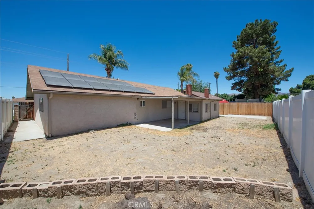 26158 Hemet St Hemet, CA 92544
