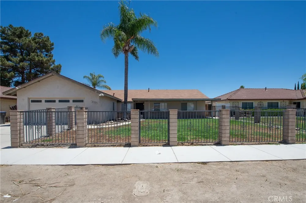 26158 Hemet St Hemet, CA 92544