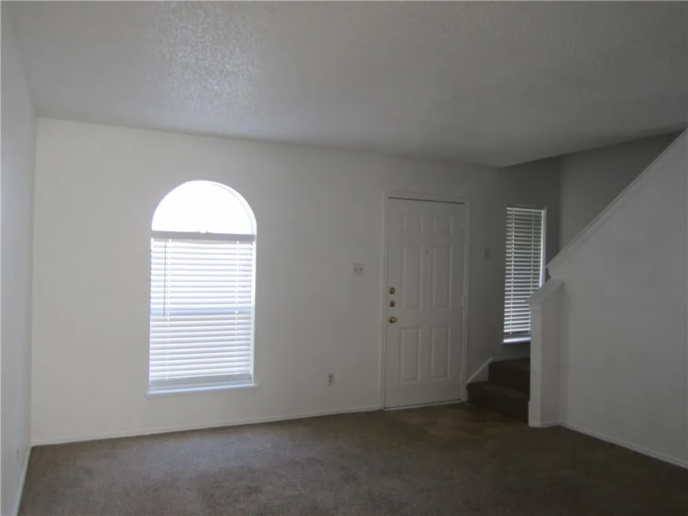 6702 Everhart #F103 Corpus Christi, TX 78413