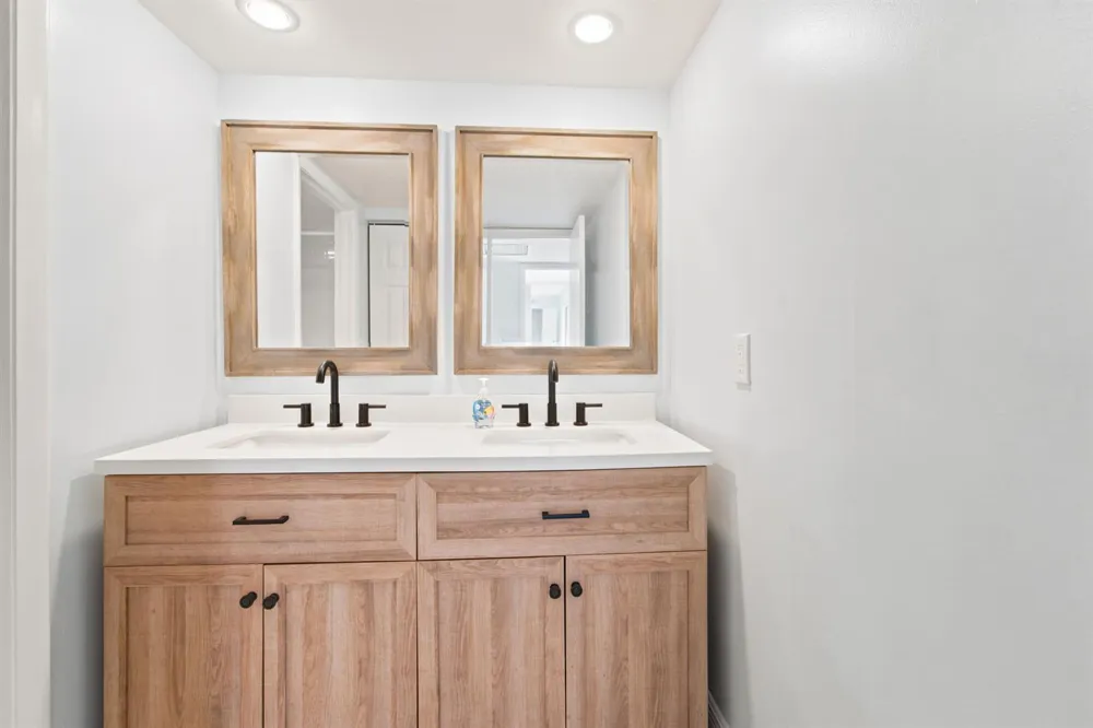 85 Lake Arbor Drive Palm Springs, FL 33461