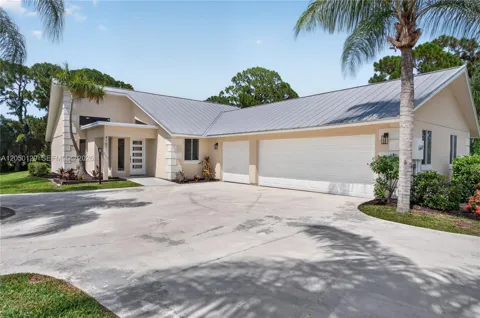 4101 SW Bimini Cir N