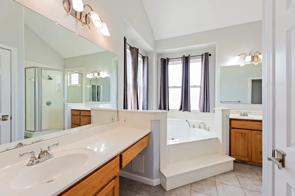 221 Mustang Mesa Liberty Hill, TX 78642