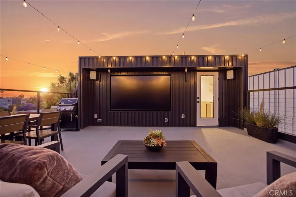 12604 Mitchell Ave. West Los Angeles, CA 90066