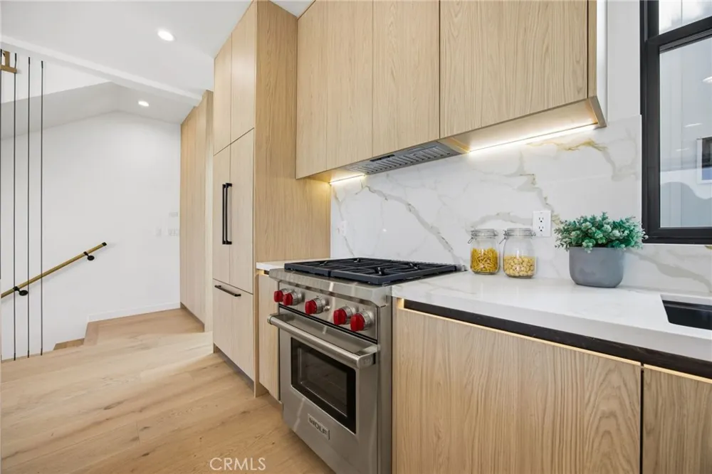 12604 Mitchell Ave. West Los Angeles, CA 90066