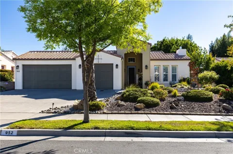 952 Vista Cerro Dr.
