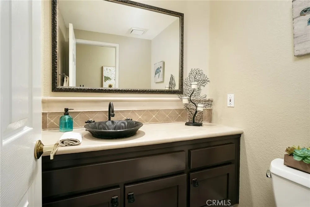 2163 Thyme Corona, CA 92879