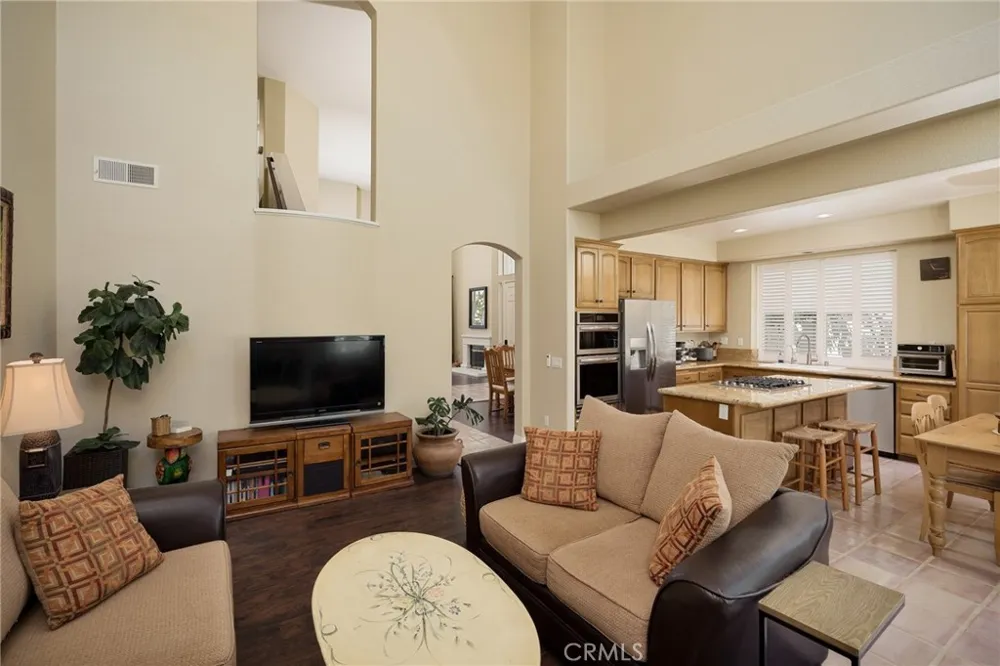 2163 Thyme Corona, CA 92879