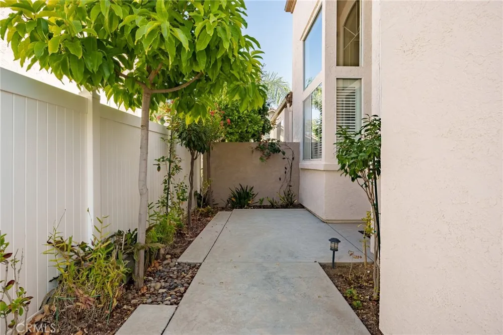 2163 Thyme Corona, CA 92879