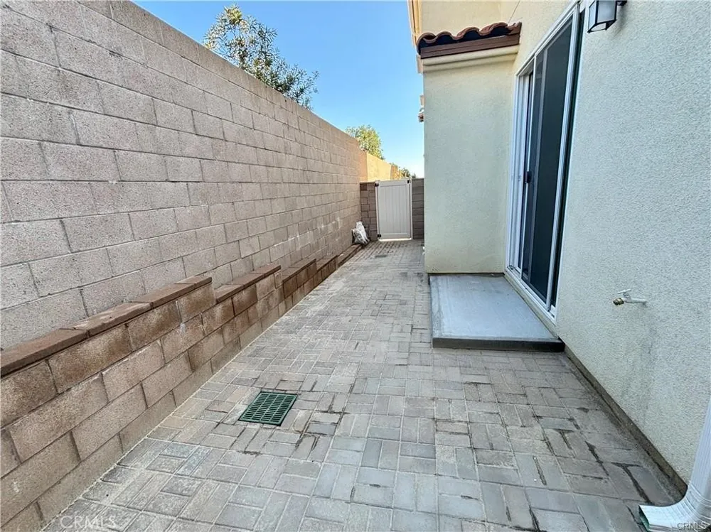 466 Meyer Place Upland, CA 91786