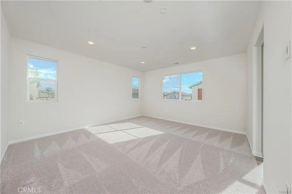 466 Meyer Place Upland, CA 91786