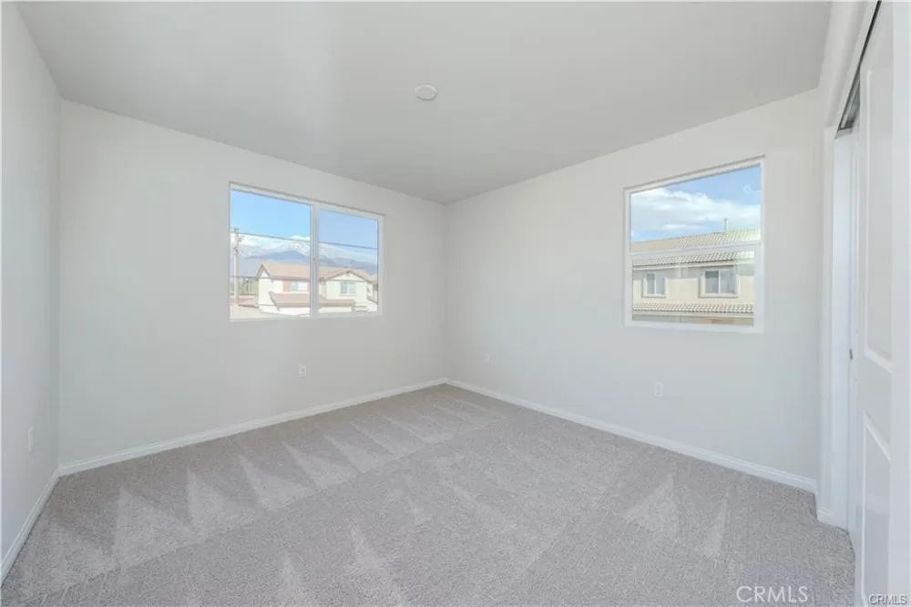 466 Meyer Place Upland, CA 91786