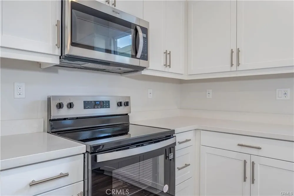 466 Meyer Place Upland, CA 91786