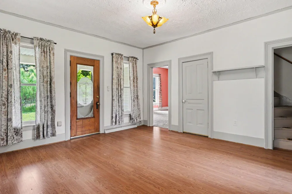 17785 Drive Marshall, MI 49068
