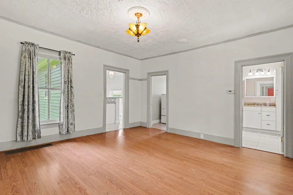 17785 Drive Marshall, MI 49068