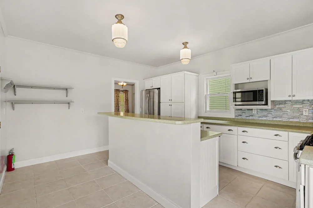17785 Drive Marshall, MI 49068