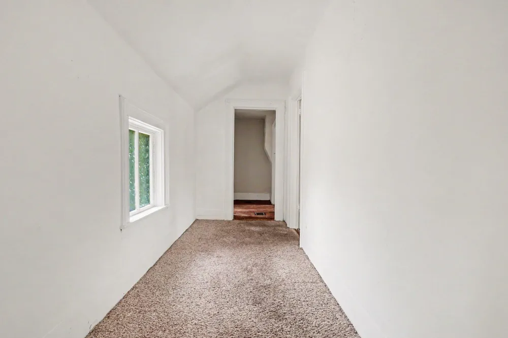 17785 Drive Marshall, MI 49068
