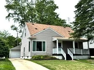 907 Bruce Street