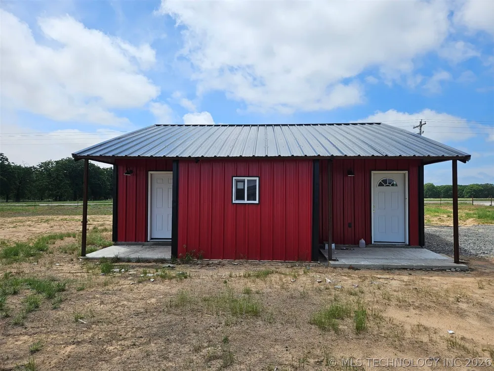 3226 Lark Road Kingston, OK 73439