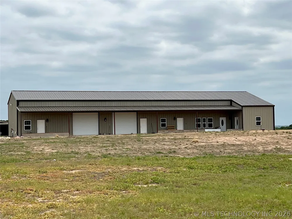 3226 Lark Road Kingston, OK 73439