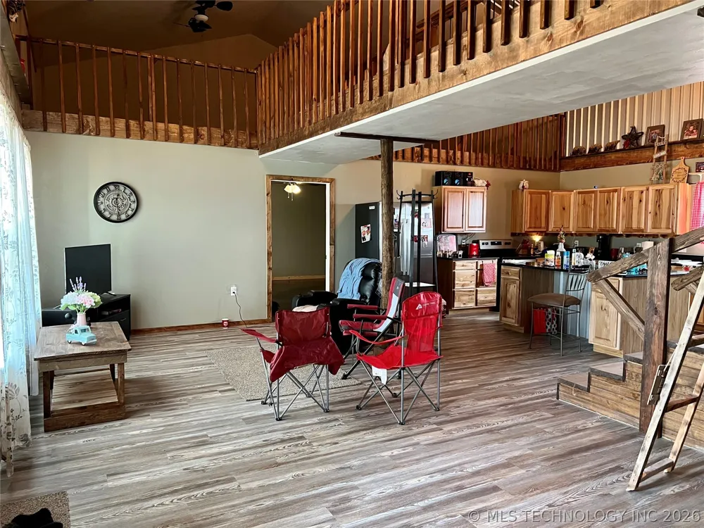 3226 Lark Road Kingston, OK 73439