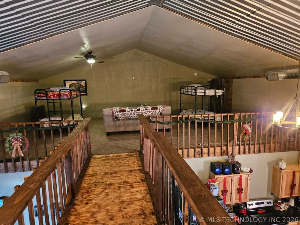 3226 Lark Road Kingston, OK 73439