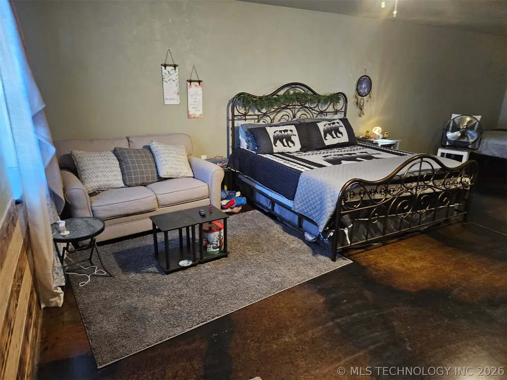 3226 Lark Road Kingston, OK 73439