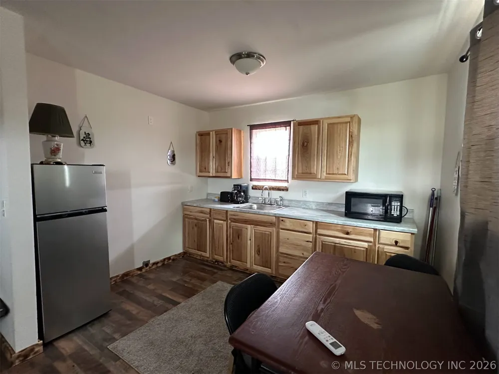 3226 Lark Road Kingston, OK 73439