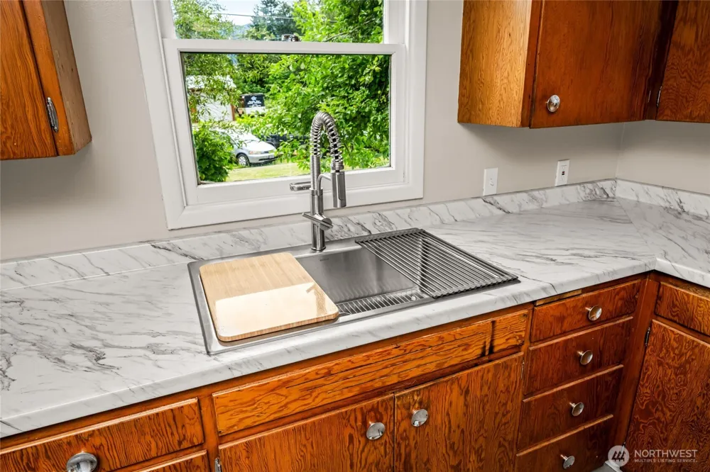 7320 E AVENUE Concrete, WA 98237