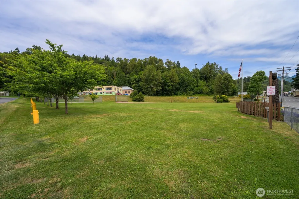 7320 E AVENUE Concrete, WA 98237